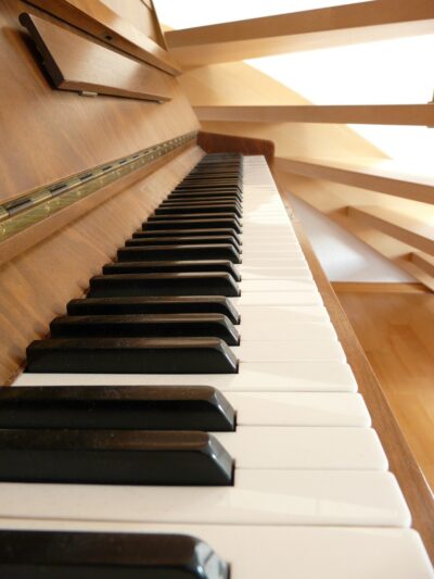 piano, piano keys, white